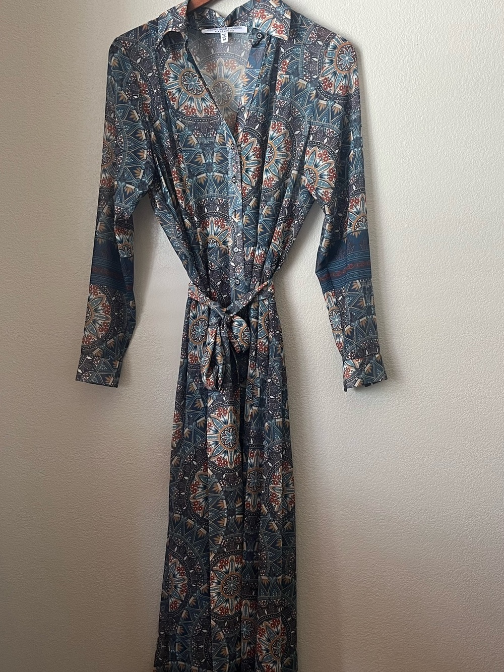 Boho Medallion Print Long Sleeve Maxi Dress - Gray & Rust